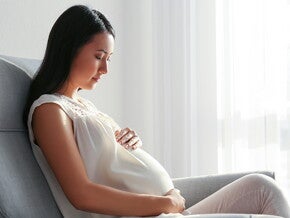 孕婦情緒起伏大恐影響胎兒？醫師帶你認識懷孕賀爾蒙
